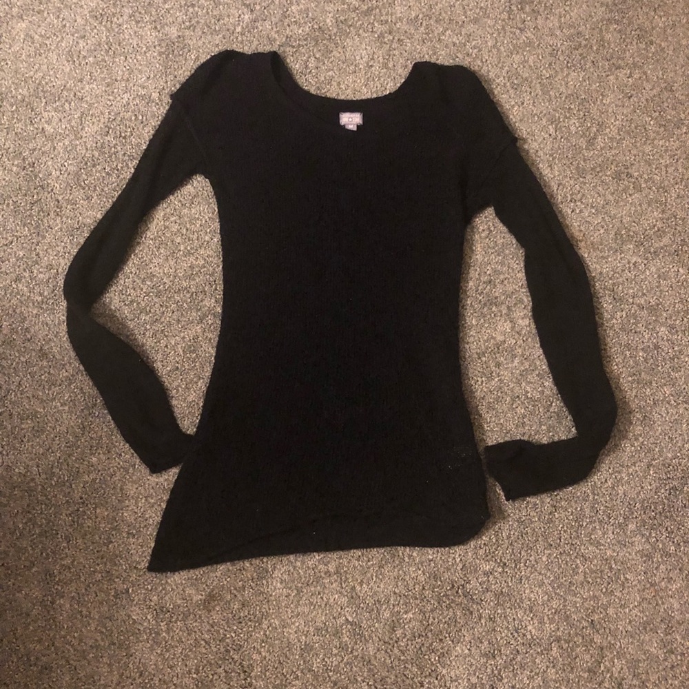 Converse light weight sweater (SZ: M)